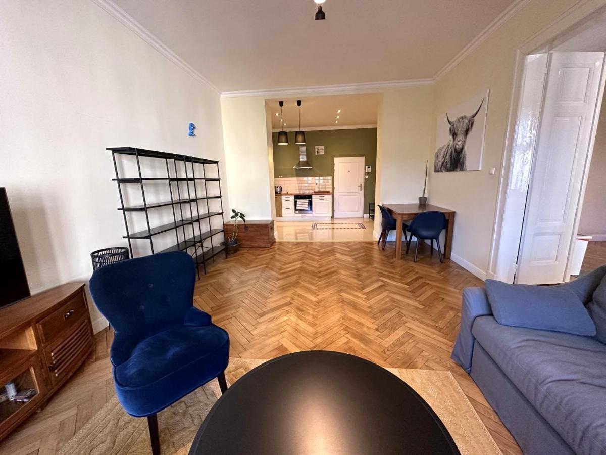 Gorkeho Apartment In City Centre Bratislava Esterno foto