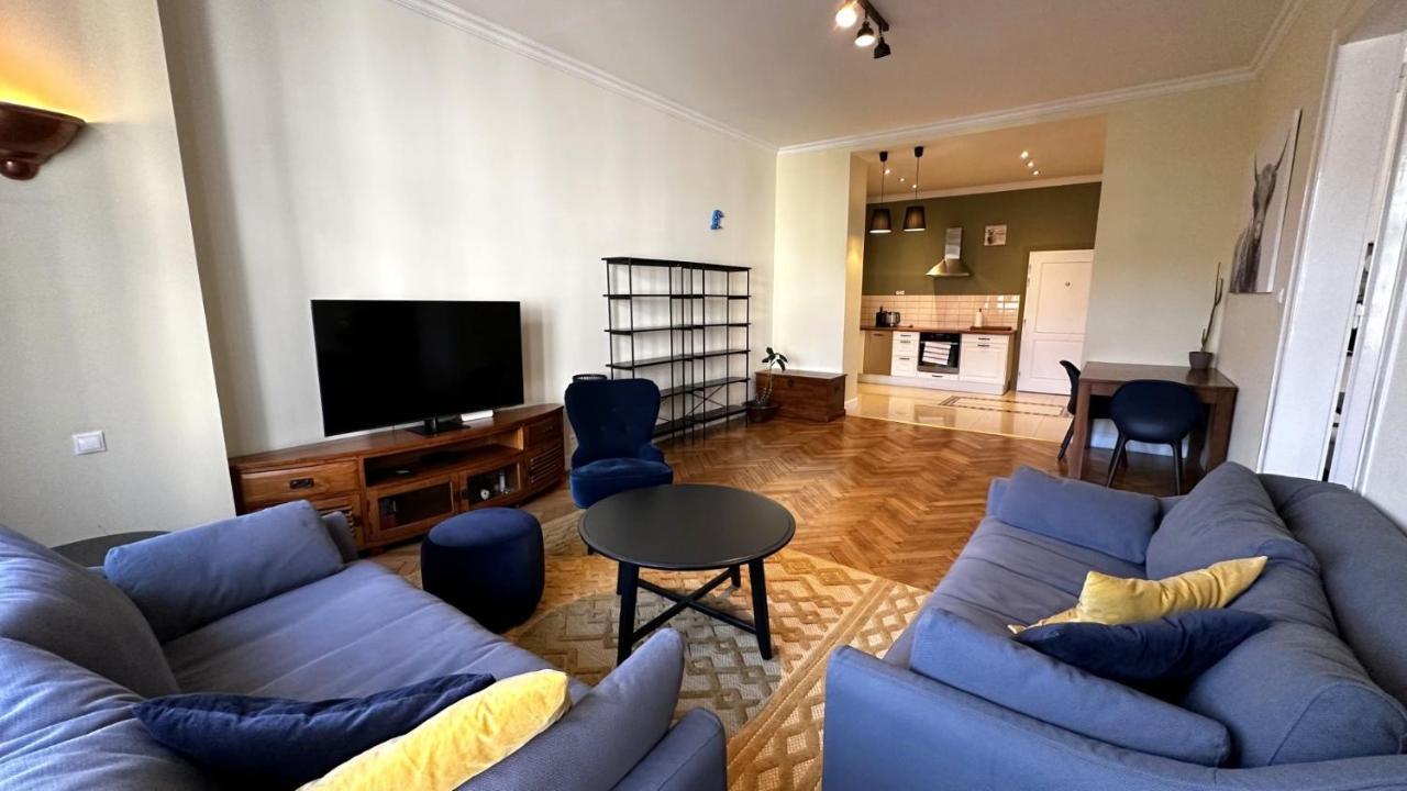 Gorkeho Apartment In City Centre Bratislava Esterno foto